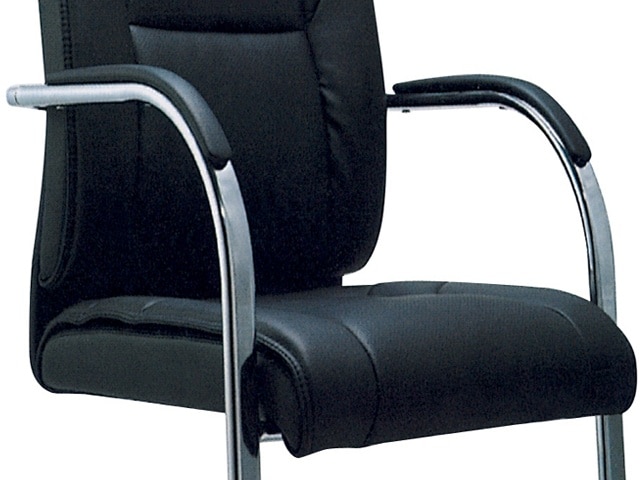 25882 fauteuil visiteur 2015c en pu noire 586894.jpg 25882 fauteuil visiteur 2015c en pu noire 586894.jpg