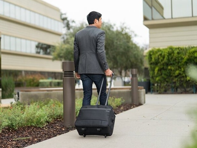 28753 sac ordinateur portable 17 travel kensington a roulette k60385ww.jpg 28753 sac ordinateur portable 17 travel kensington a roulette k60385ww.jpg