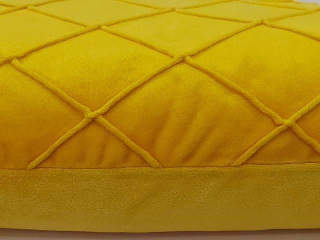29446 coussin 46x46 ref c4603 jaune.jpg 29446 coussin 46x46 ref c4603 jaune.jpg