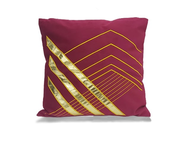 29622 coussin 46x46 rouge bordeaux doree.jpg 29622 coussin 46x46 rouge bordeaux doree.jpg